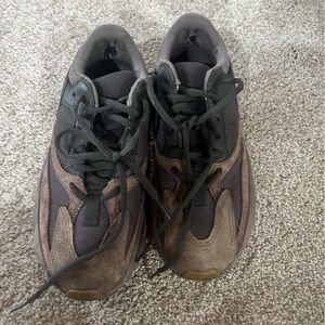 Adidas Yeezy Boost 700 sneakers in the "Mauve"